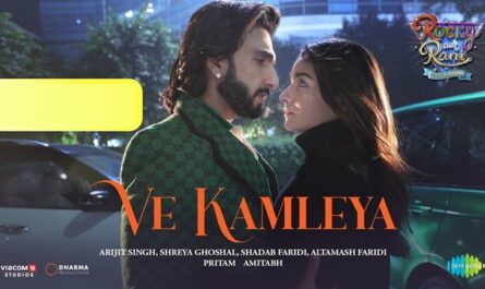 Arijit Singh & Shreya Ghoshal - Ve Kamleya Lyrics In English (Translation)